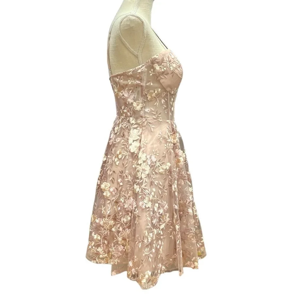 NWT Jules & Cleo Blush Floral Embroidered illushion corset Midi Dress Size 6